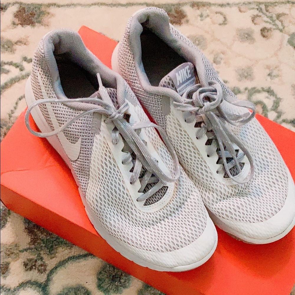 Nike Flex Experience RN 5